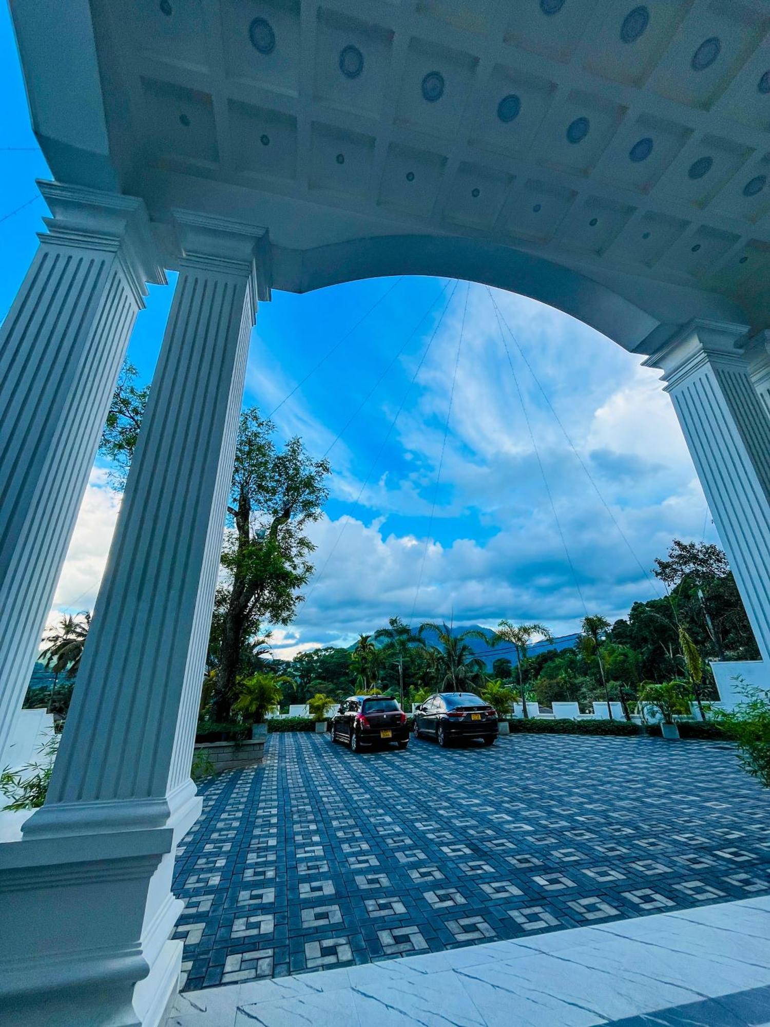 Crown Regency- Badulla Ξενοδοχείο Εξωτερικό φωτογραφία